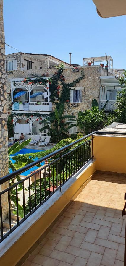 Nicoll Apartments Ахарави Экстерьер фото